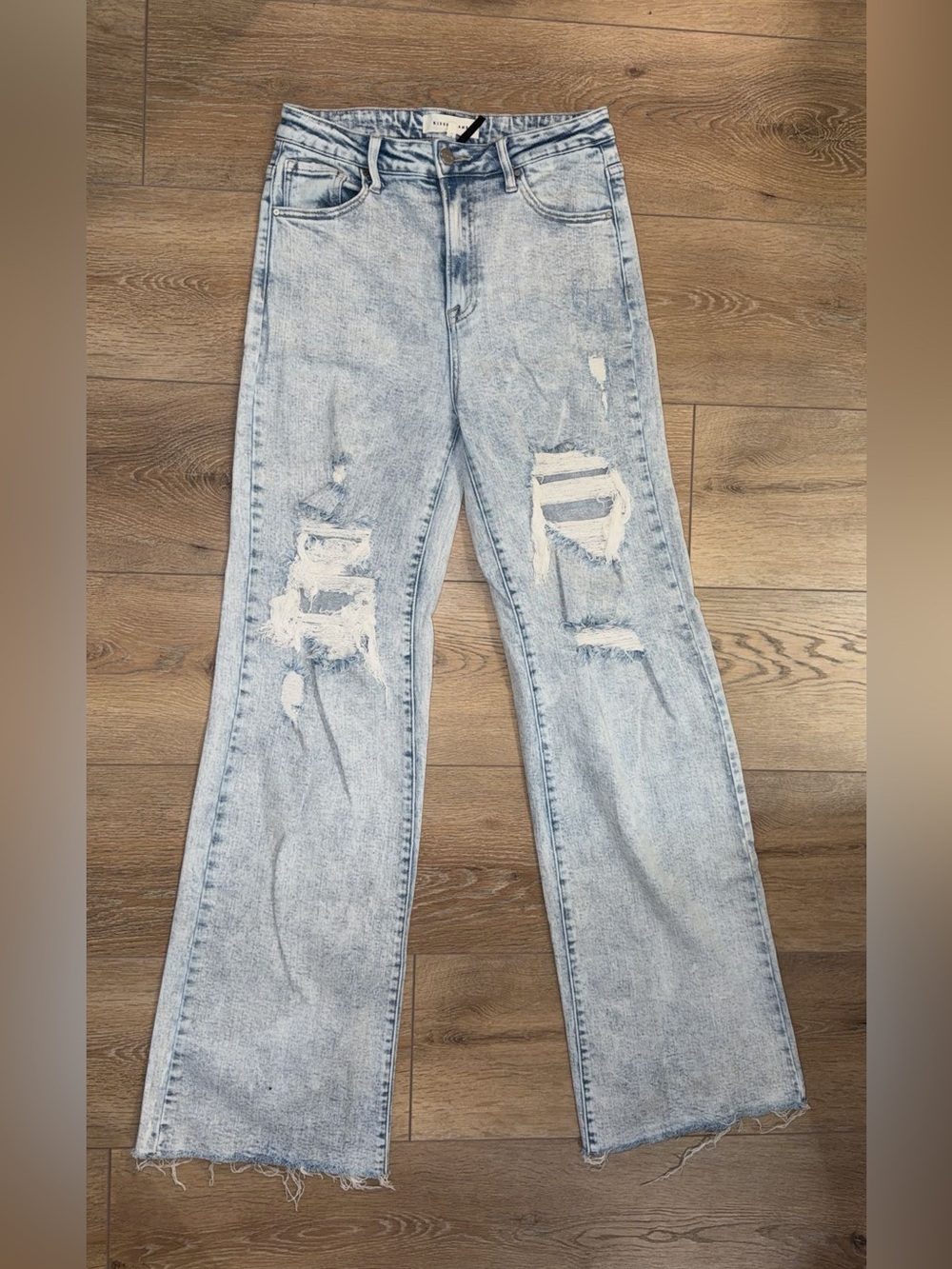 Risen Jeans Size 7/28 Light Wash Distressed Straight Leg Jeans